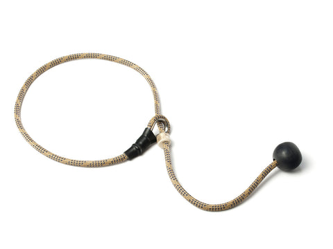 beige/blue healing collar with toggle